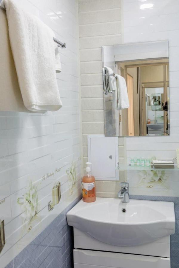 Metro Aybek Center Of Tashkent Comfort 1 Bedroom And Hall Dış mekan fotoğraf